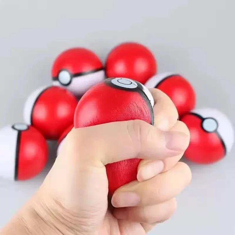 Heißer 6cm Pokémon Poké Ball S – Interactive Squeaky Plush Dog Toy Bewertung und Preis